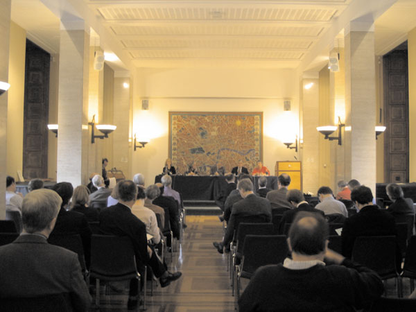 photo (50KB): Scene of the one-day conference at Senate House, University of London